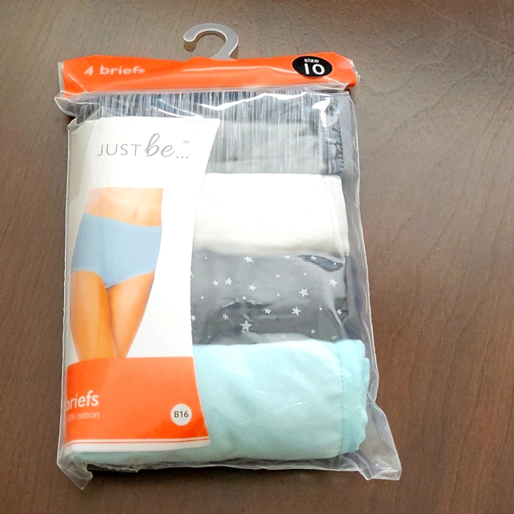 Plus size..NWT. JUST BE..    BRIEF PANTIES